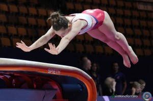 lie ph simone ferraro sfa09722 copia